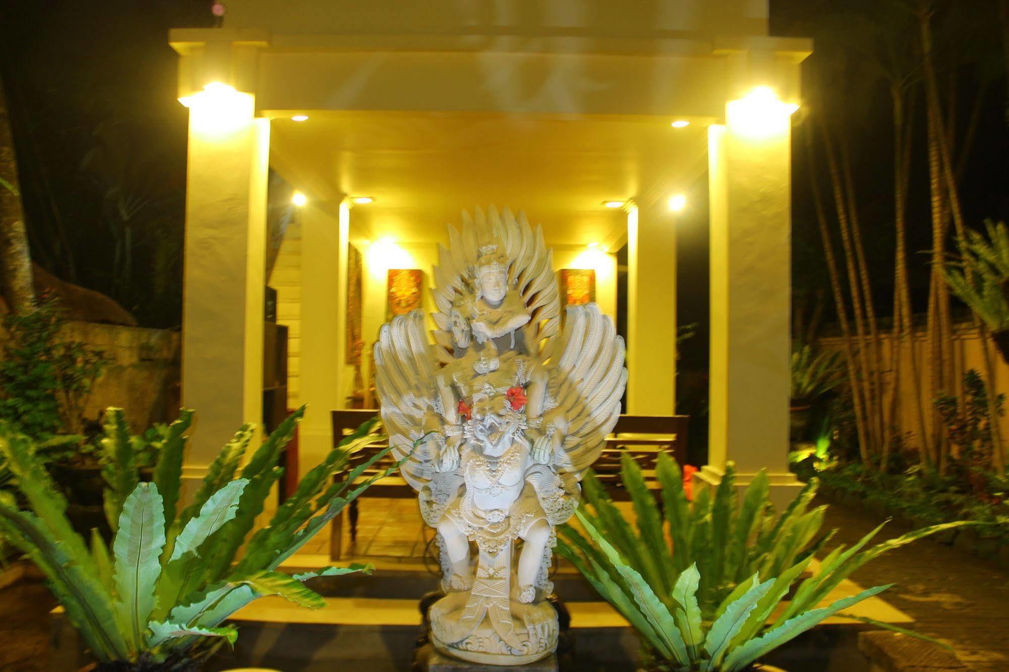 Gayatri Ubud Εξωτερικό φωτογραφία